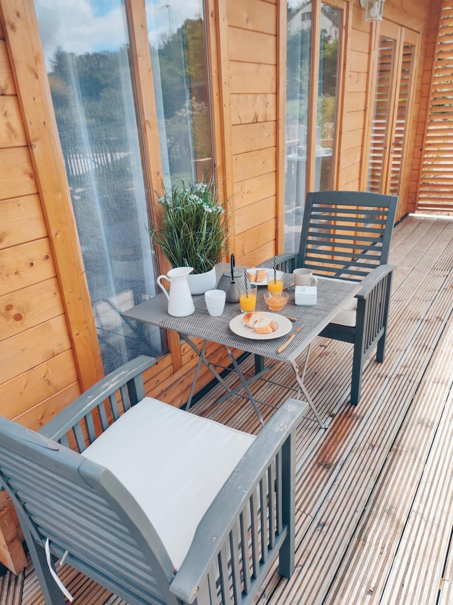 Reves & Riviere Bed & Breakfast ภายนอก รูปภาพ